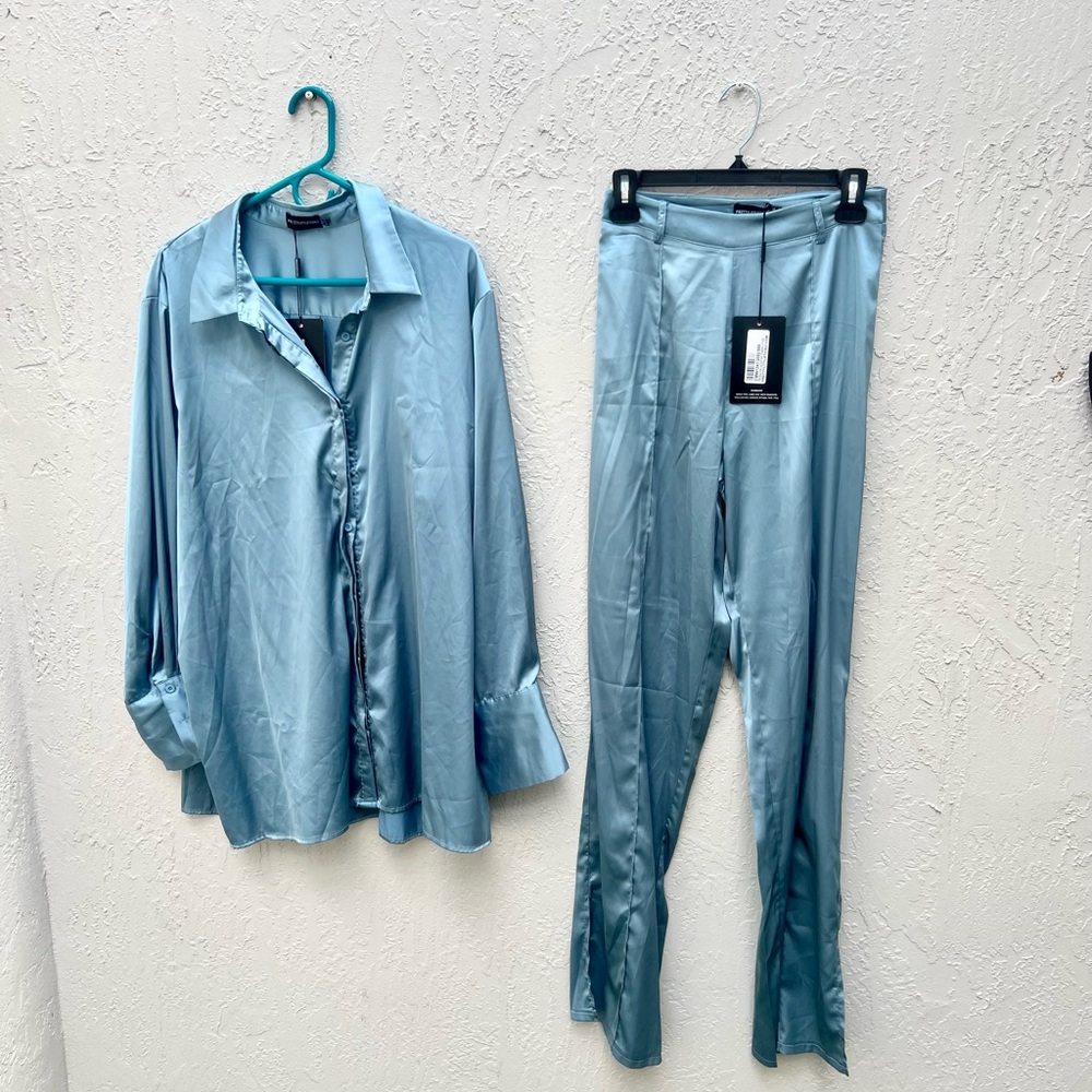 Prettylittlething satin set NWT